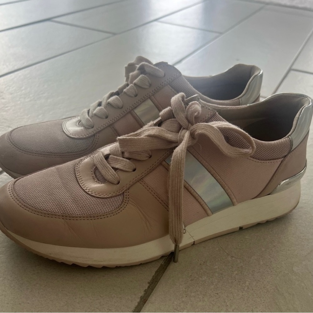 MK PINK TRAINERS